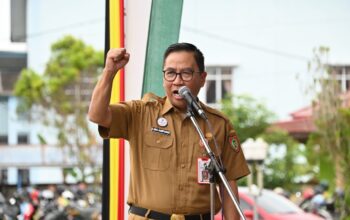 Siapa Pengganti Sekda Leonard S Ampung? Siapa Pengganti Sekda Leonard S Ampung?