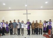 Andina Narang Bantu Renovasi Gereja Sion
