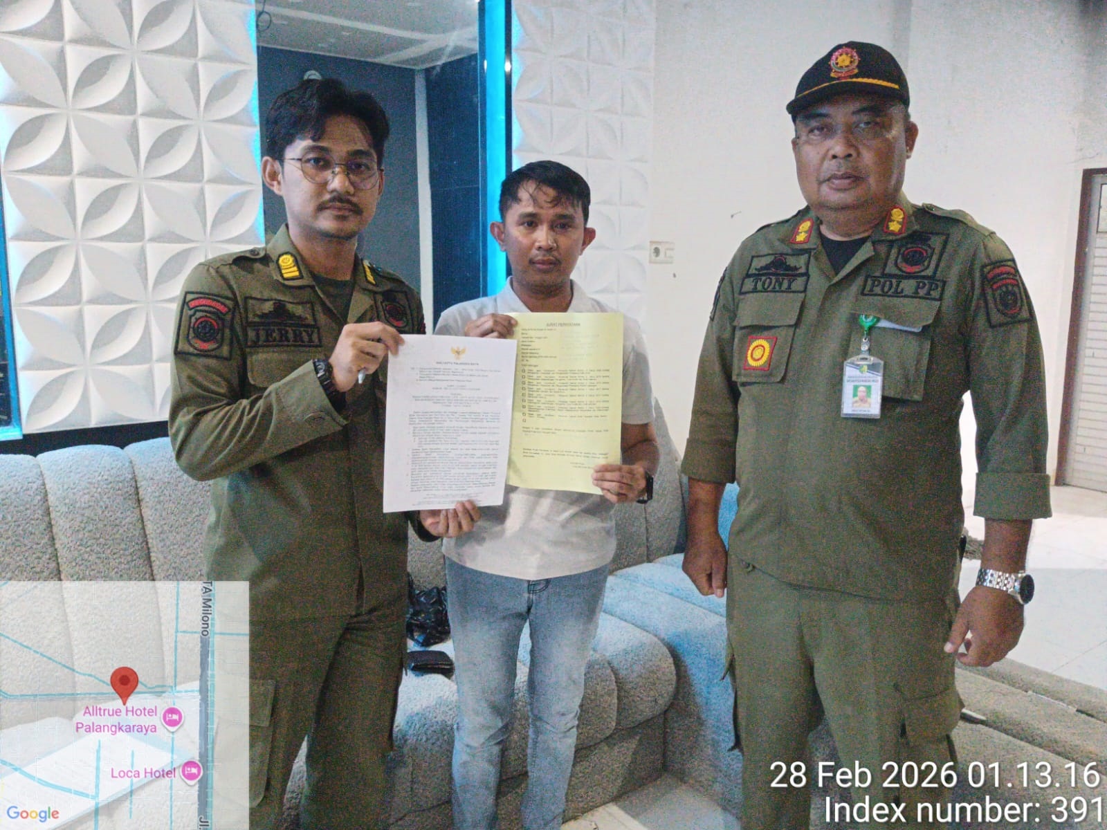 LANGGAR ATURAN OPERASIONAL RAMADAN-Ngeyel, Satpol PP Tegur Keras THM Enigma Lounge dan KTV