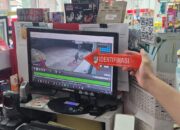 KEMBALI ALFAMART DIRAMPOK-Pelaku Bersenjata Celurit Gasak Uang dan Barang