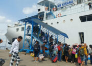 DLU Angkut 6.750 Pemudik Keluar Pelabuhan Kumai