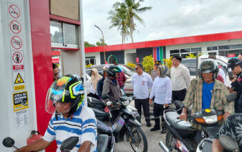 Bupati Kobar Sidak Ke SPBU, Pastikan Stok BBM Aman