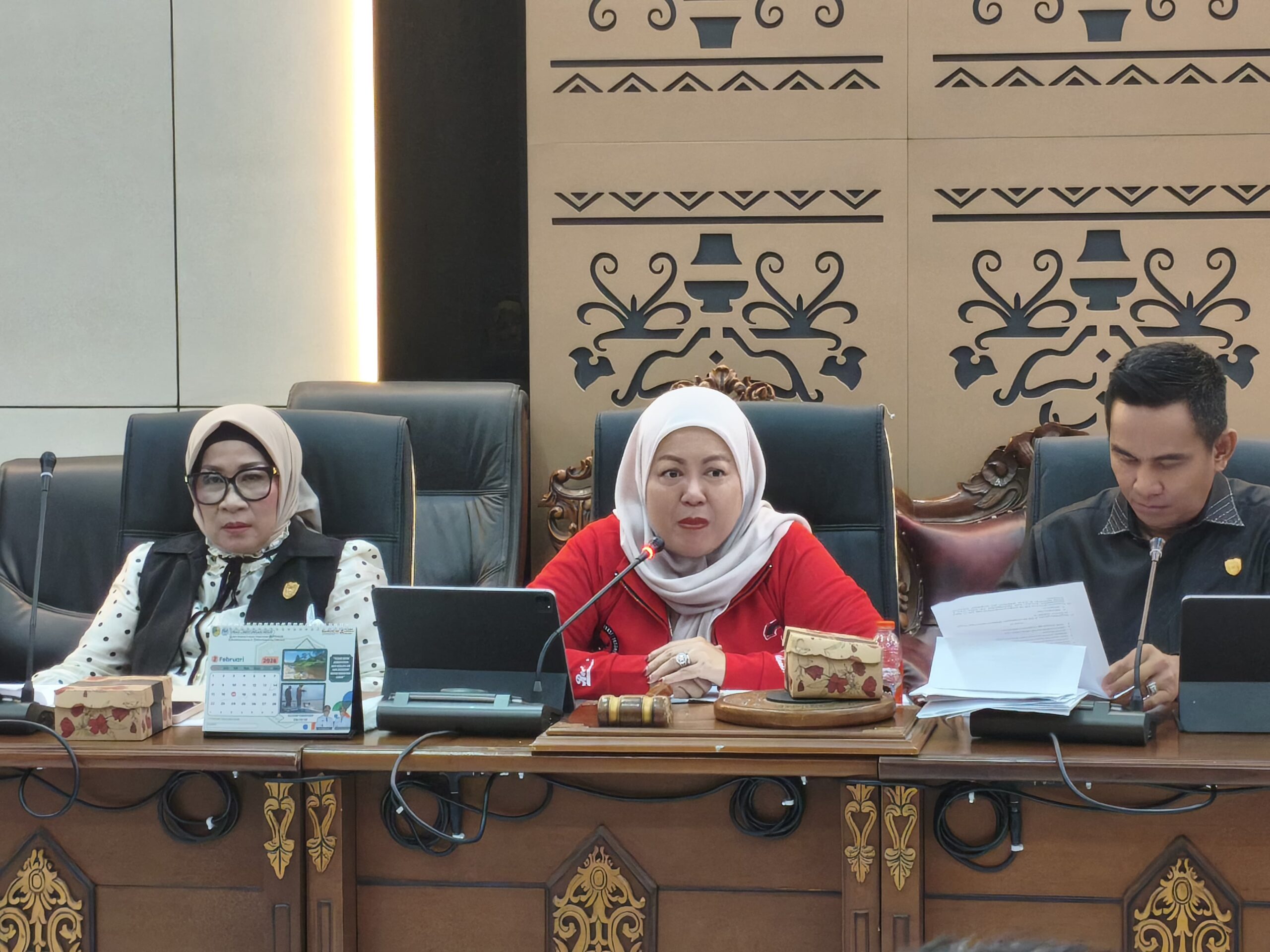 DPRD Barut Gelar RDP dengan DLH Terkait Raperda Sampah