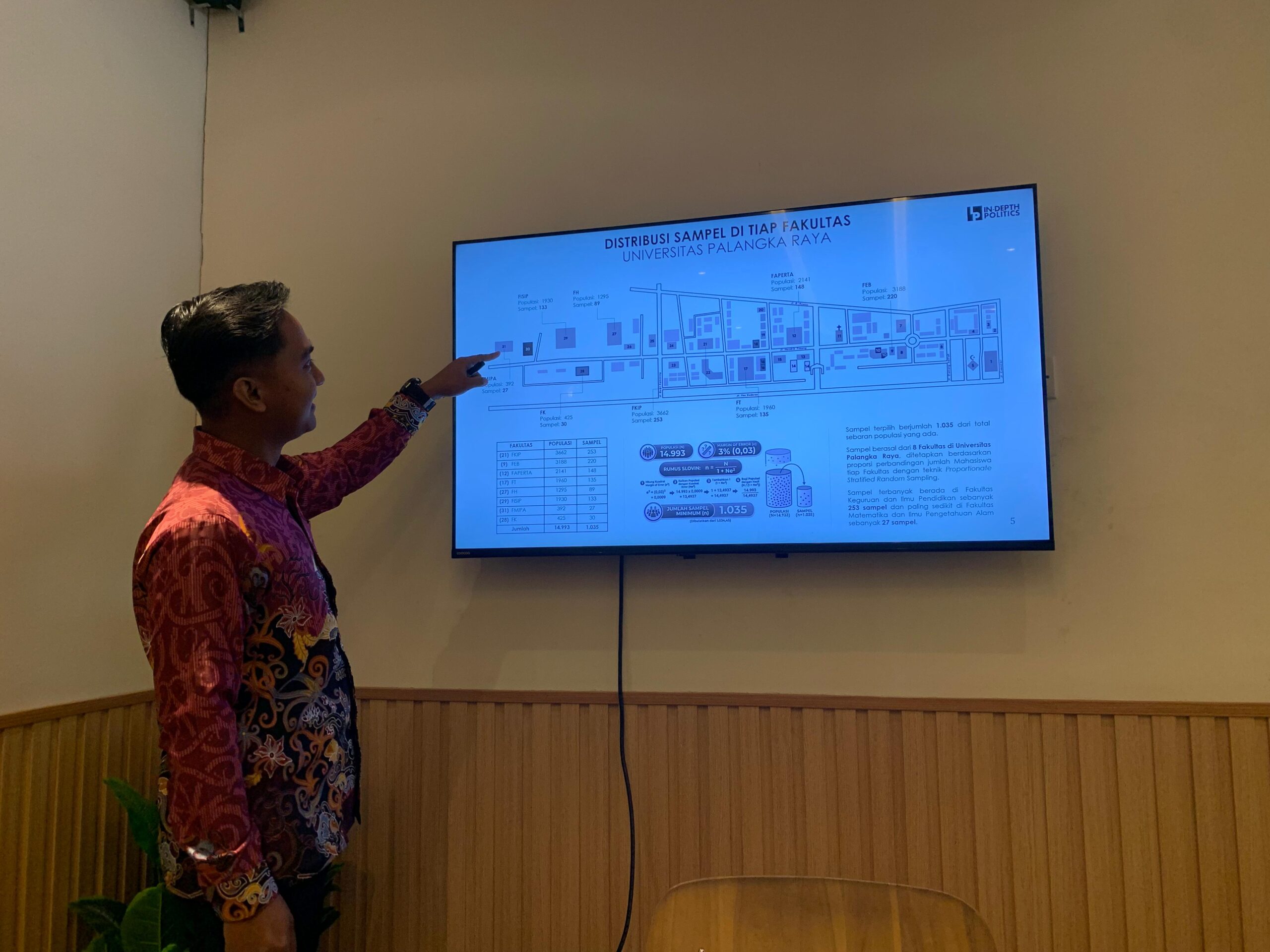 SURVEY IN-DEPTH POLITICS CALON REKTOR UPR-95,32 Persen Mahasiswa UPR Ingin Rektor Berlatar Belakang Guru Besar?