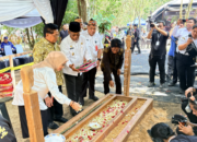 Upacara Adat Kaharingan Hantar Pemakaman Prof Dr Birute Galdikas 