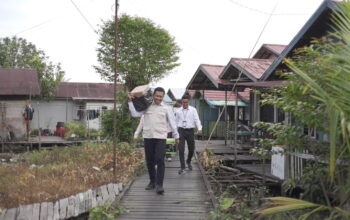 Kado Idulfitri di Tepian Barito, Bakti Srikandi PLN untuk Pendidikan Negeri Kado Idulfitri di Tepian Barito, Bakti Srikandi PLN untuk Pendidikan Negeri