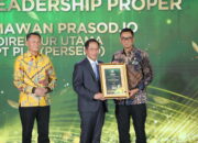 Dirut PLN Darmawan Prasodjo Raih Penghargaan Green Leadership