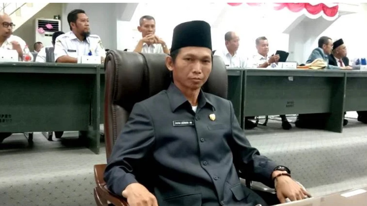 Anggota DPRD Patih Herman Apresiasi Perusahaan Swasta Turut Perbaiki Jalan
