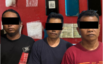 Lagi Transaksi, 3 Pria Ini Ditangkap Miliki 25 Gram Sabu