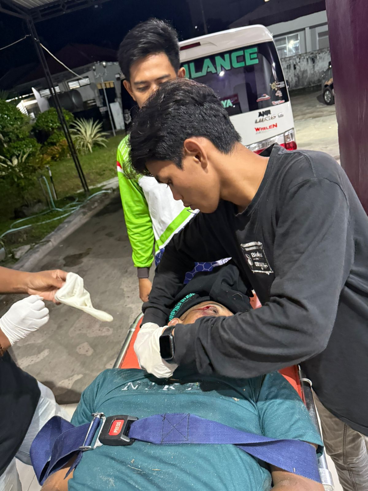 Hindari Pemotor Lain, Pengendara Honda CB 150 R Tewas Laka Tunggal di Jalan Ahmad Yani