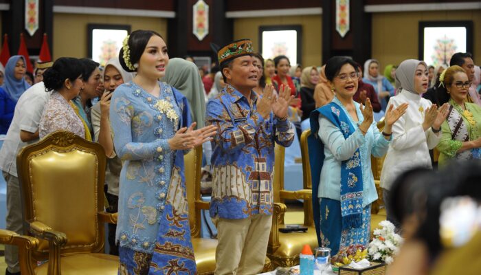 PERINGATAN HARI KARTINI-Aisyah Thisia Agustiar Ajak Perempuan Kalteng Terus Berkarya