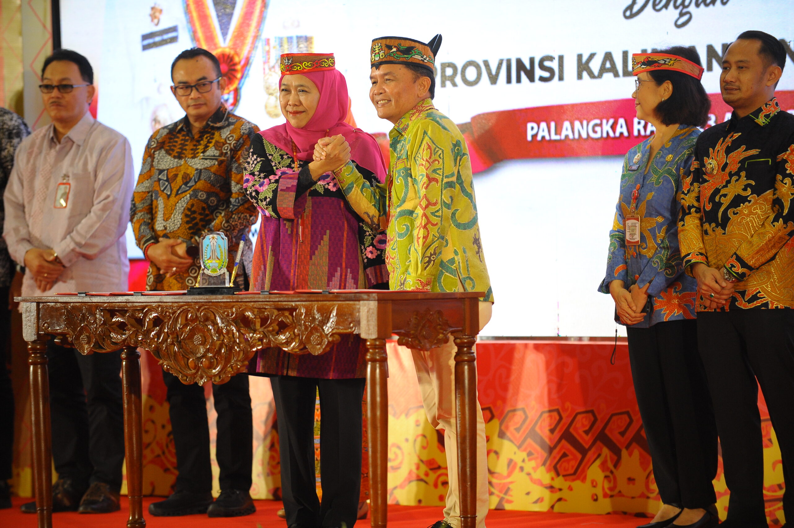 MISI DAGANG DAN INVESTASI TAHUN 2026-Agustiar dan Khofifah Tandatangani MoU