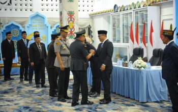 Leonard S Ampung Akhiri Perjalanan 35 Tahun Mengabdi