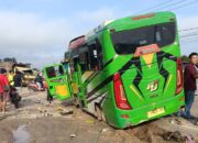 Truk Vs Bus Sekolah di Pangkalan Banteng-8 Pelajar Terluka