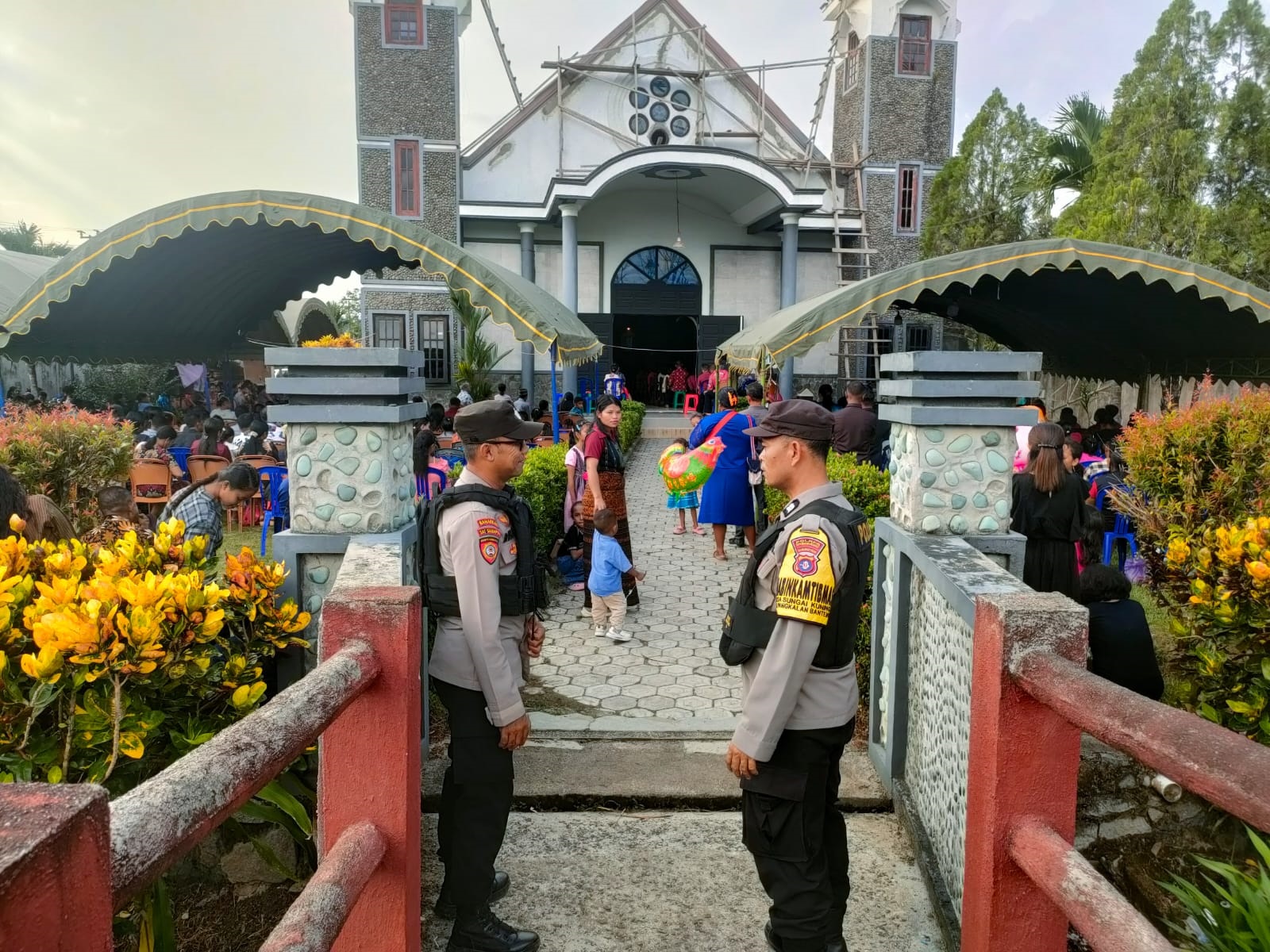 Polsek Pangkalan Banteng Amankan Ibadah Paskah