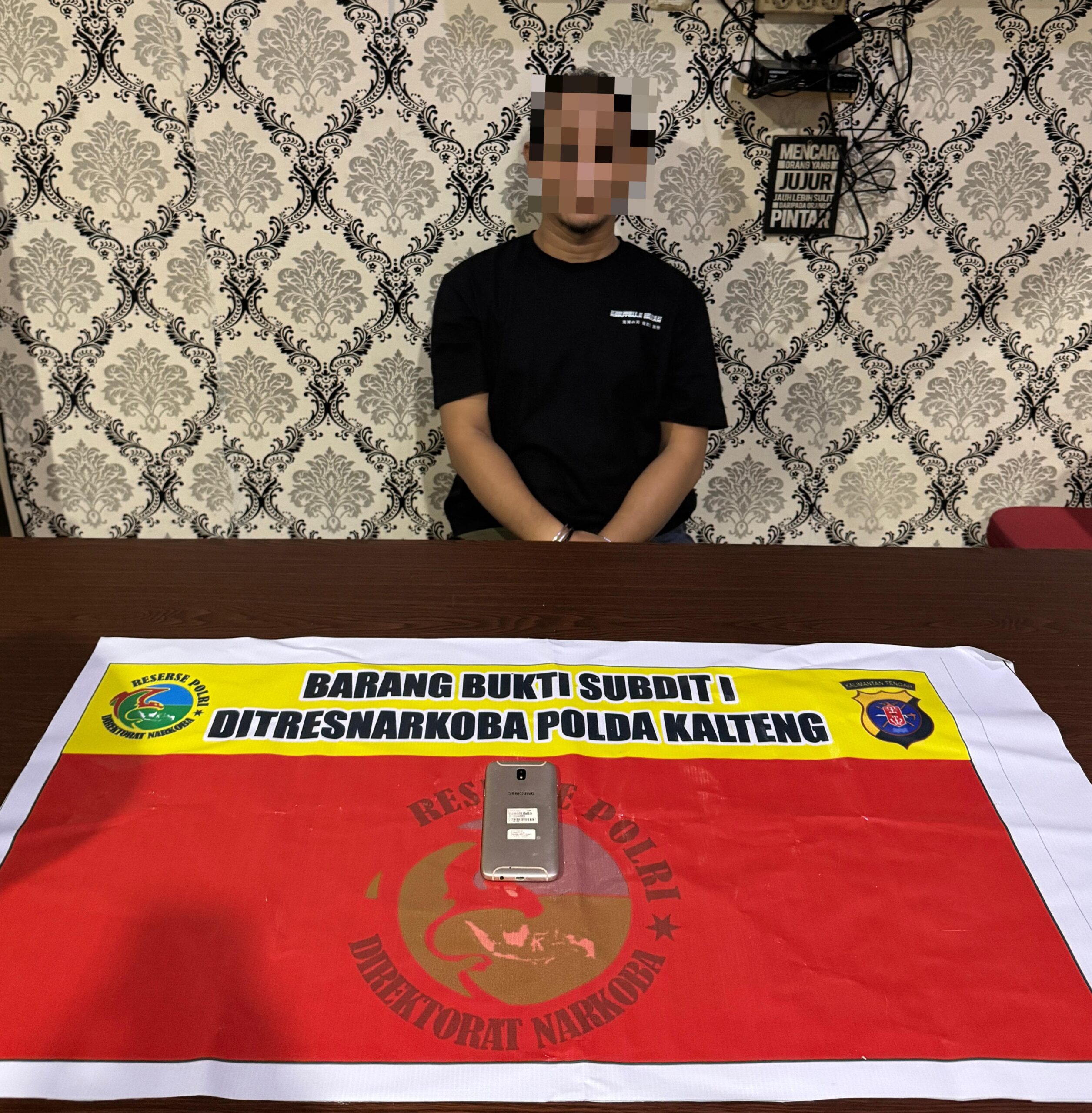 Berkedok Tukang Bangunan, 2 Pria Ditangkap Simpan 3 Kg Sabu dan 400 Butir Ekstasi 