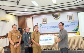 Santunan Rp42 Juta Diserahkan untuk Pekerja Konstruksi, Dorong Kepatuhan Jaminan Sosial