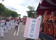 HUT KE-220 KUALA KAPUAS DAN KE-75 PEMKAB KAPUAS-Bupati Wiyatno dan Wabup Dodo Lepas Karnaval Budaya