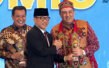 Luar Biasa, Bupati Rizky Aditya Kembali Raih Penghargaan Nasional 