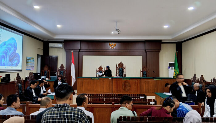 3 Terdakwa Kasus Korupsi KONI Barsel Divonis 1 Tahun  ‎