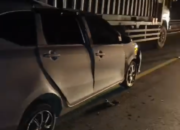 ‎Calya Tabrak Bak Truck Kontainer di Jembatan Tumbang Nusa, Satu Tewas Terjepit