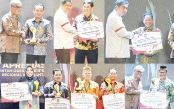 Wali Kota dan 7 Bupati Borong Penghargaan 