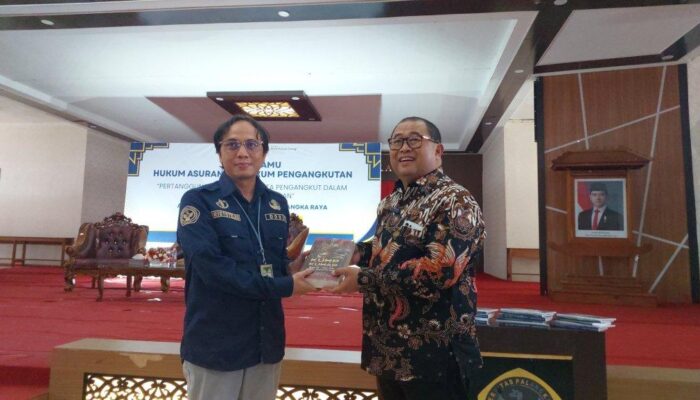 KULIAH TAMU UPR-Mahasiswa Dibekali Strategi Tuntut Hak Penumpang Pesawat
