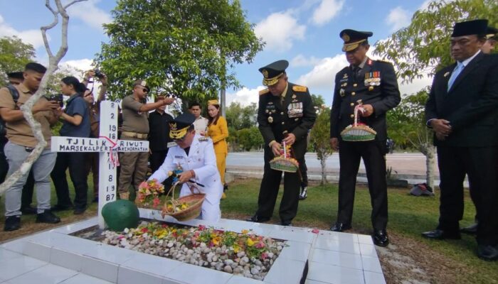 ZIARAH HARI JADI KALTENG-Gubernur: Jangan Lupakan Sejarah Fondasi Bangsa