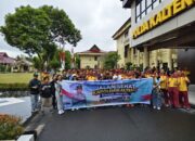 Sambut Hari Bhayangkara Ke-80, Insan Pers dan Polda Jalan Sehat Bersama. Kapolda Kalteng Apresiasi Peran Strategis Media