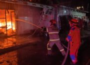 Kos 9 Kamar di Jalan RA Kartini Ludes Terbakar