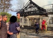 Diduga Sengaja Dibakar, Bangunan Eks Dayak Pos Tinggal Arang
