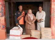 Dukungan Penanganan Karhutla-Musirawas Group Serahkan 40 Roll Selang