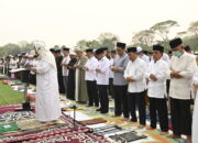 Ikhtiar Hadapi Karhutla, Wali Kota Fairid  dan Masyarakat Salat Istisqa