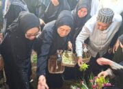 Ketua DPRD Bersama Ribuan Warga Antar Jenazah H Nadalsyah