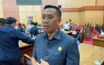 Sigit Dorong Kesiapan Air Bersih dan Pencegahan Karhutla Meluas