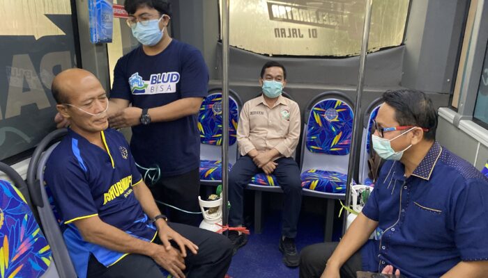 Wali Kota Fairid Hadirkan Bus Oksigen Keliling, Permudah Penanganan Warga Terdampak Asap