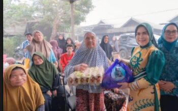 TP PKK Kapuas Salurkan Bantuan bagi Korban Kebakaran Palingkau