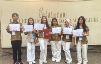Angkat Potensi Daun Kembang Sepatu-6  Murid SMAN 2 Palangka Raya Raih Medali Perak di Ajang Internasional